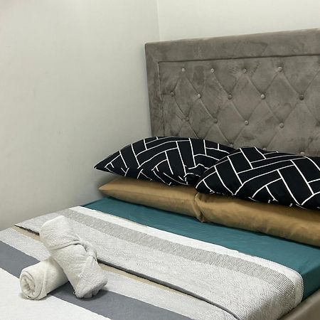 2Br Coast Residences Manila Eksteriør bilde